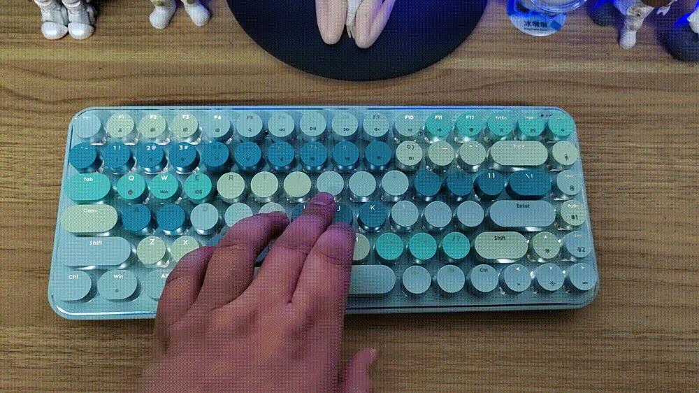 黑爵k680t键盘评测,黑爵ak992三模机械键盘上手简评