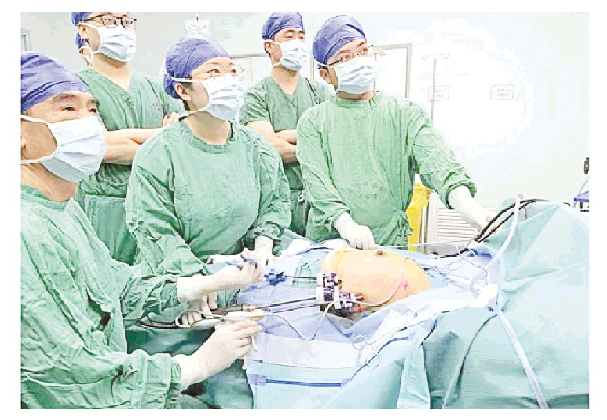 腹腔镜微创的费用多少,胸部微创腔镜手术一般费用多少钱