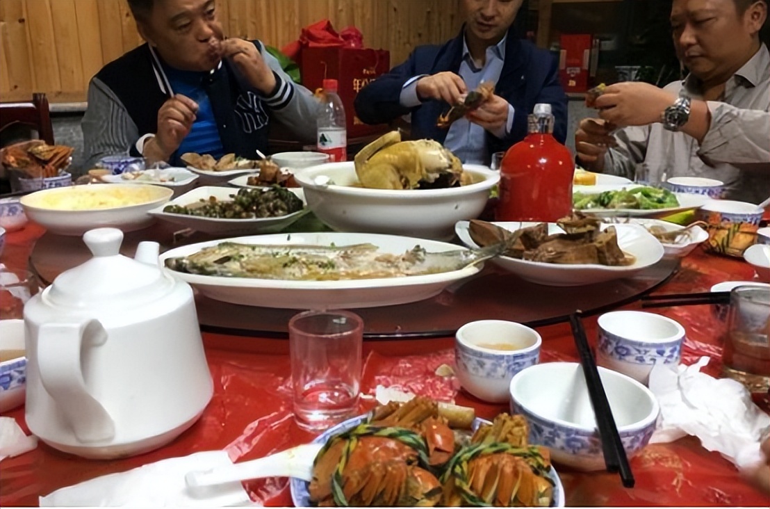 路边烟酒店暗藏的门道,烟酒店赚钱的门道是什么