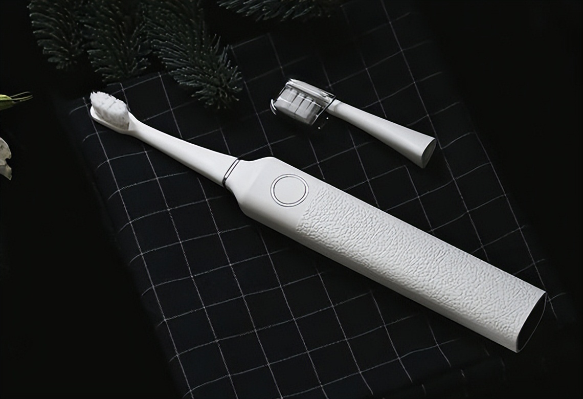 哪个牌子的电动牙刷护牙比较好,哪个品牌的电动牙刷性价比更高