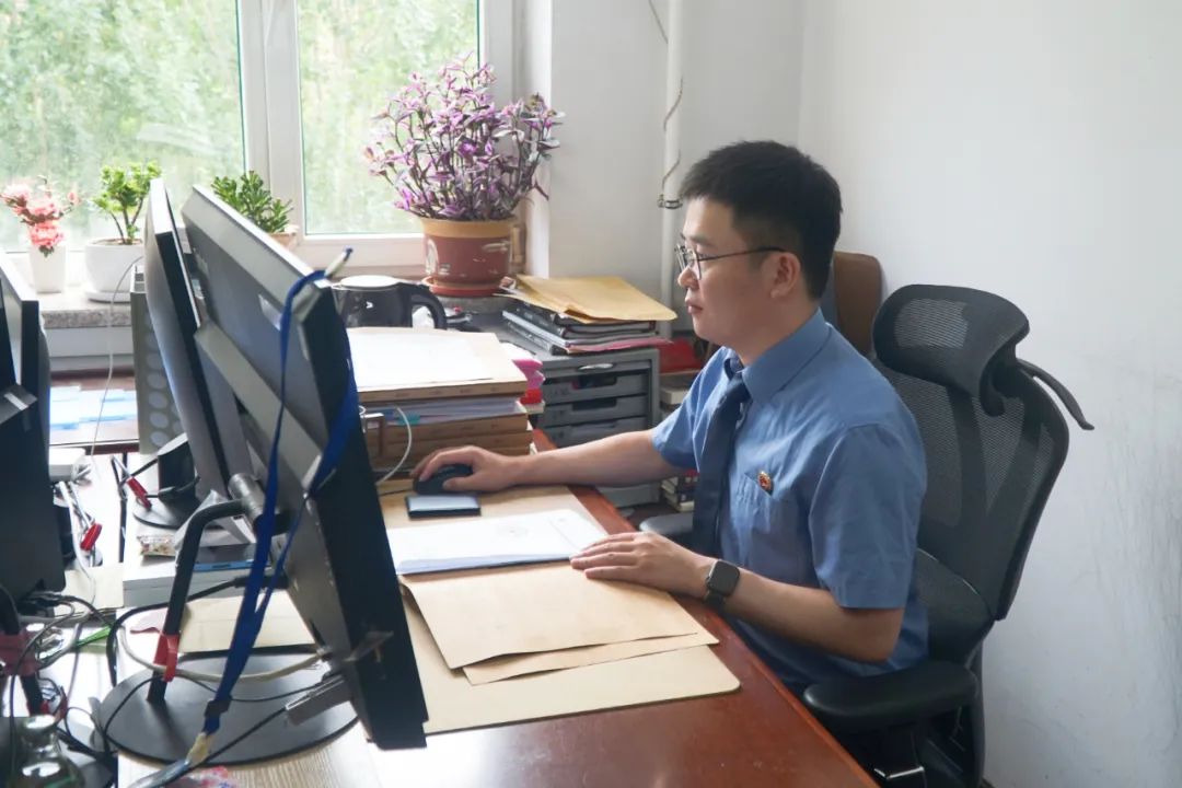 今天,听“他们”说