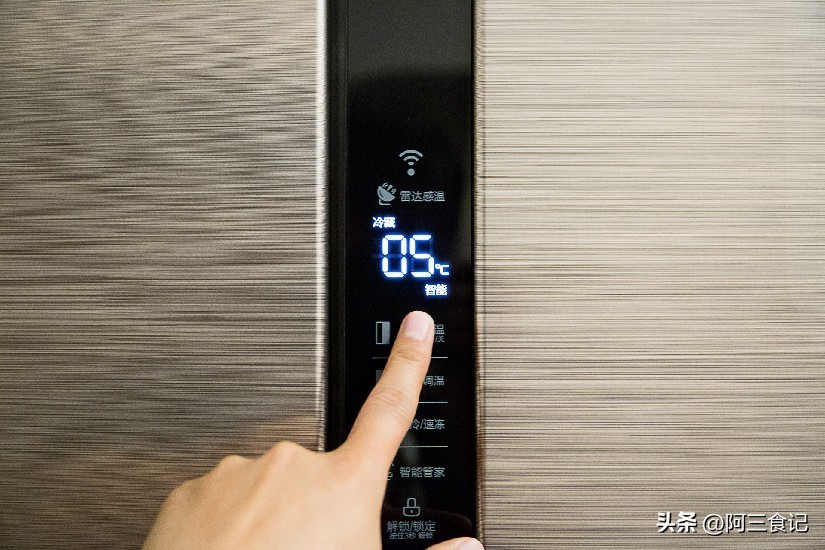 夏天冰箱怎么调温度,夏季冰箱怎么调温度最合适