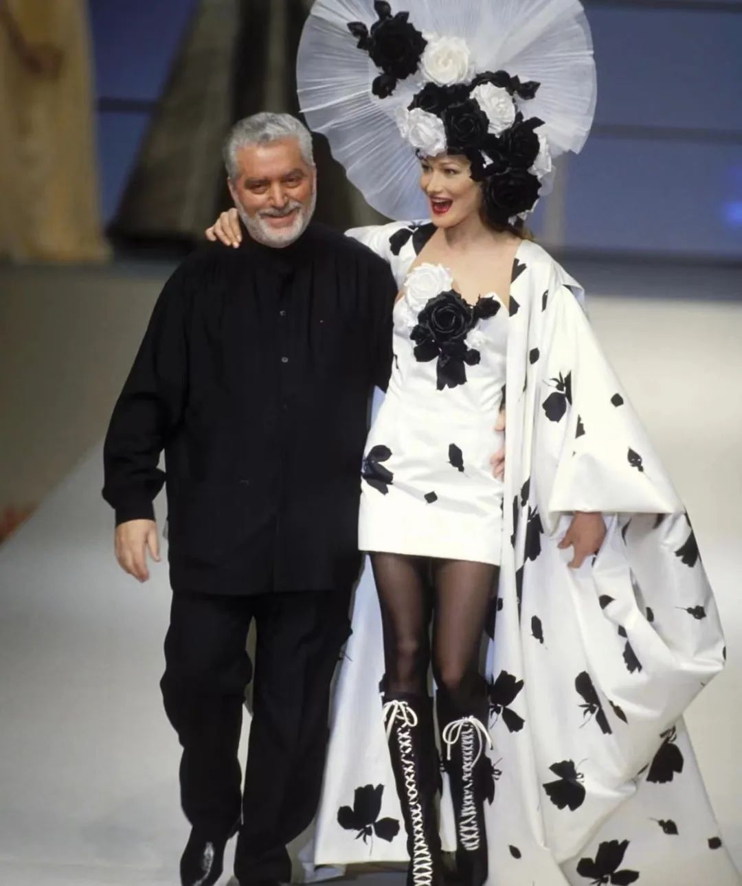 缅怀PacoRabanne，一位真正的未来主义“时尚炼金术师”