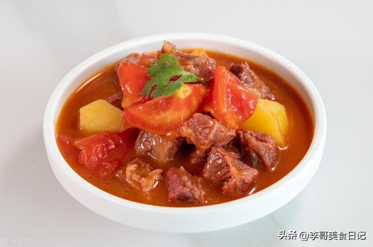 番茄炖牛肉怎么做才软烂好吃,炖牛肉放什么料牛肉软烂