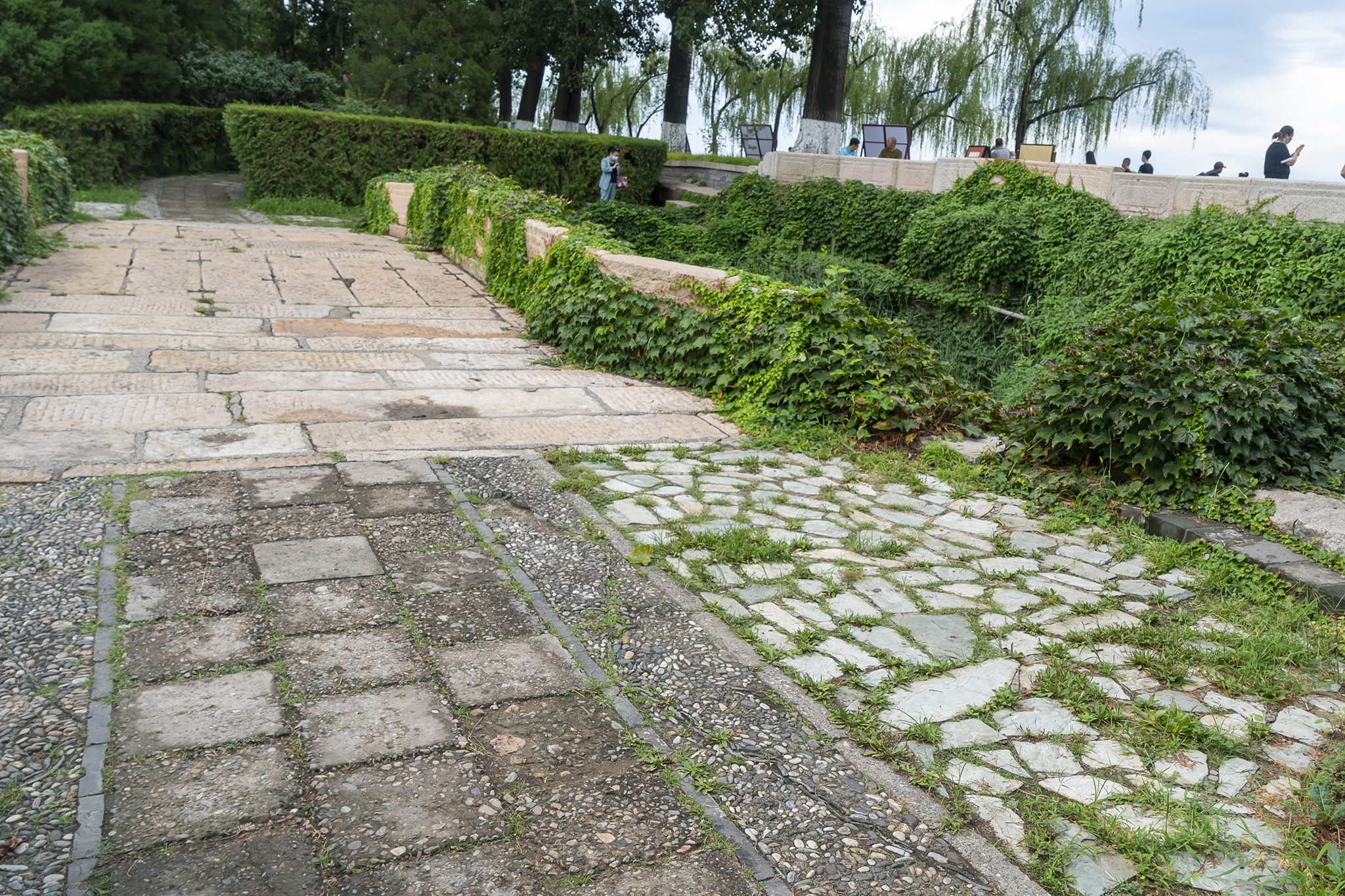 走颐和清漪，赏皇家园林之十一：昆明湖东堤（修订版）