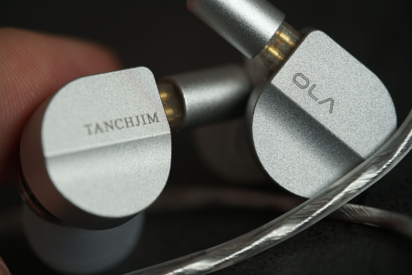 想起哪个就写哪个：2022上半年，中国市场高音质耳机观察与图鉴