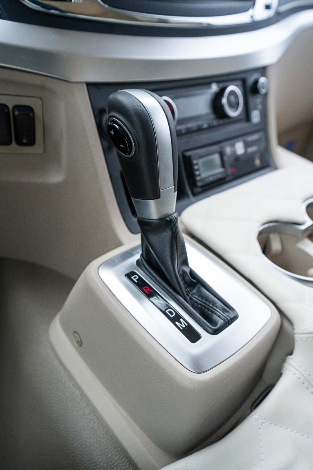 宇通高端商务T7星河版,宇通t7最新款