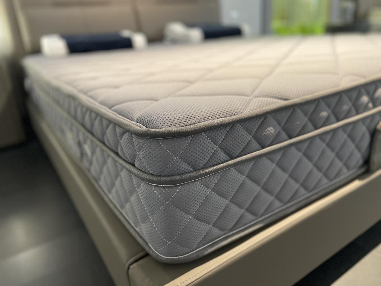 买了个二手床垫后悔了,床垫网购便宜还是实体店便宜