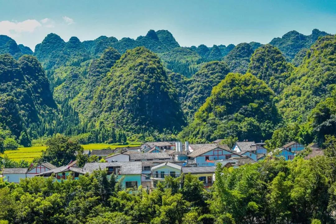 清明哪里适合踏青旅游,清明踏青好去处赏景玩乐两不误