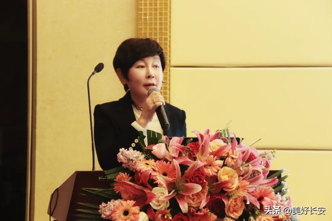 天朗物业2022年经营管理工作会,西安天朗老板孙茵陈瑞芳高登锋