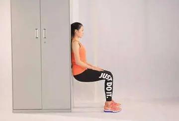 老年人膝关节疼痛的中医治疗,老年人为啥膝关节疼痛