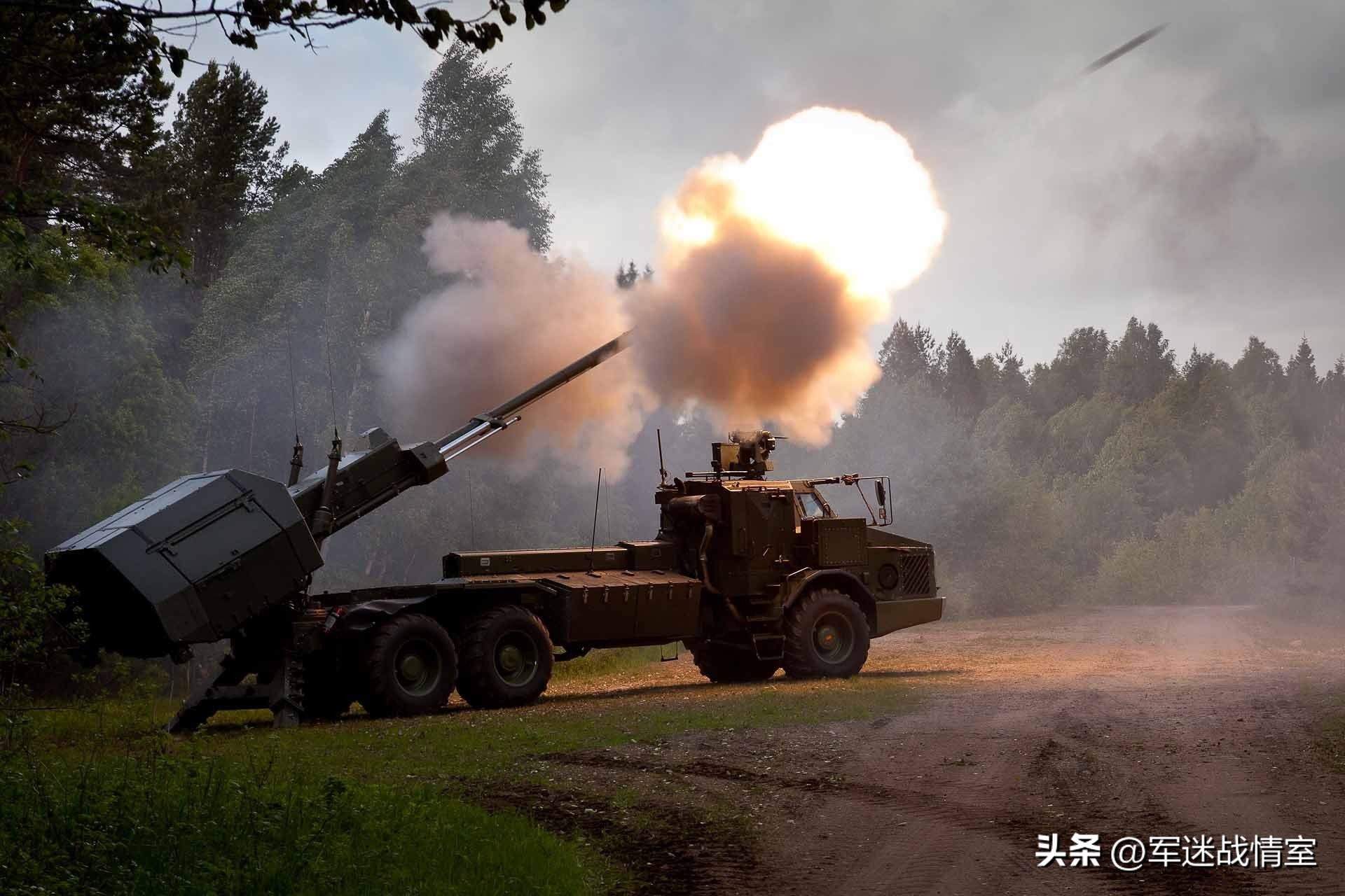 英国军援乌克兰装甲车,欧洲支援乌克兰自行火炮