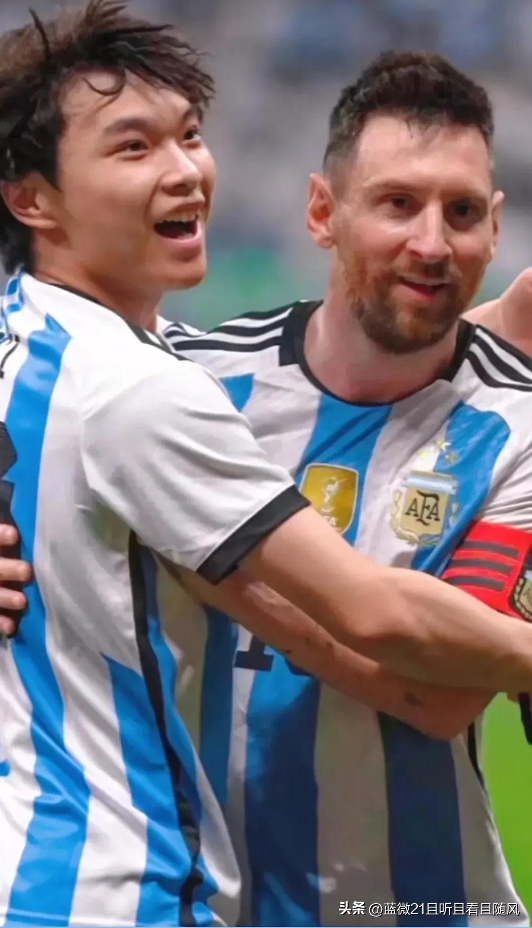 18岁小伙冲入球场拥抱梅西，那位追风的少年有错吗？