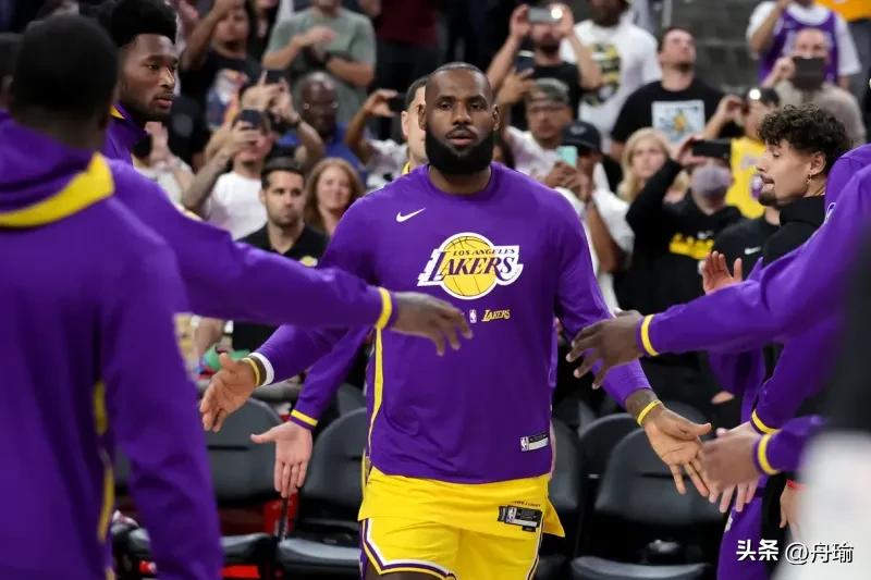 布朗尼与施罗德,施罗德否认湖人提供8400万合同