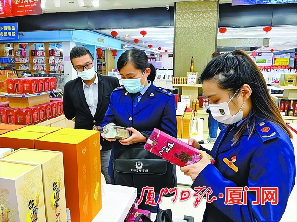 票据不齐全、登记批次不一致……厦门突查大嶝小镇台湾酒，现场责令整改