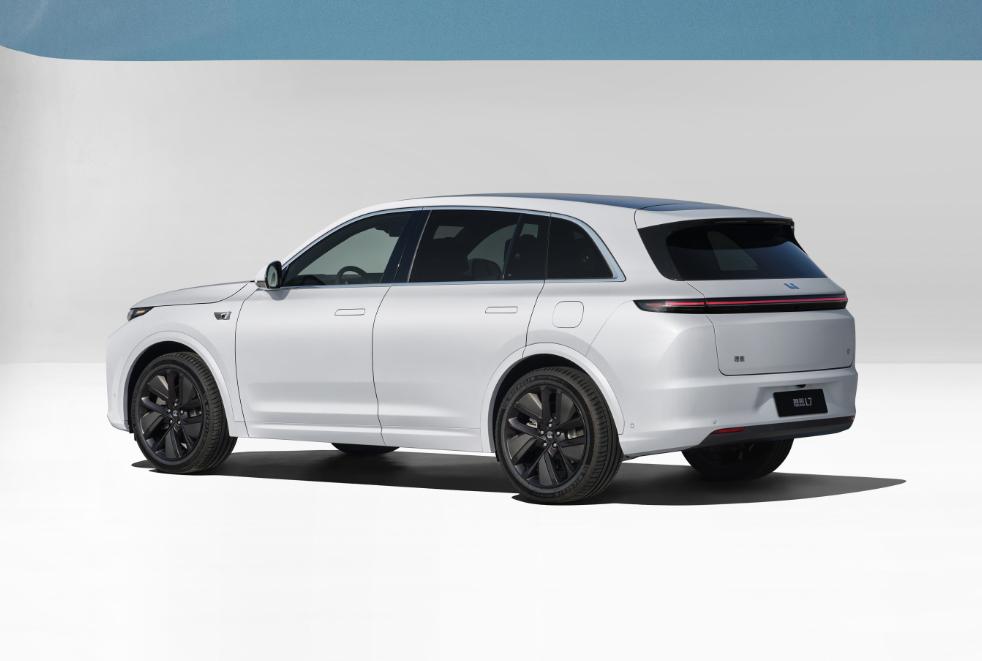 蔚来ec6和宝马ix3怎么选,蔚来宝马奔驰哪个性能好