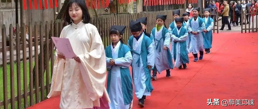 竹是风骨,平安竹养的如此茂盛