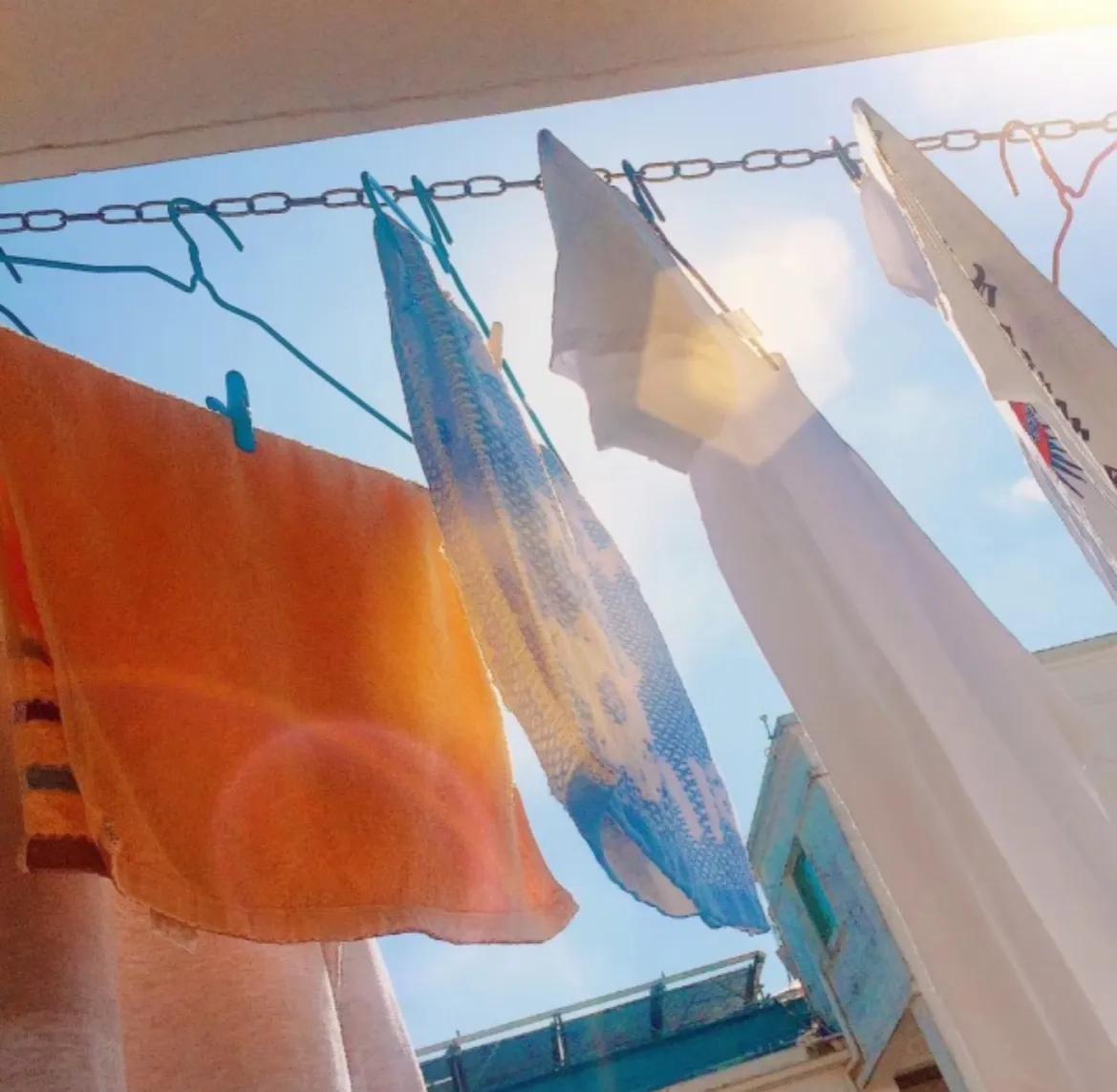 衣服一定要这样清洗,别不当回事,不然衣服“越洗越旧”