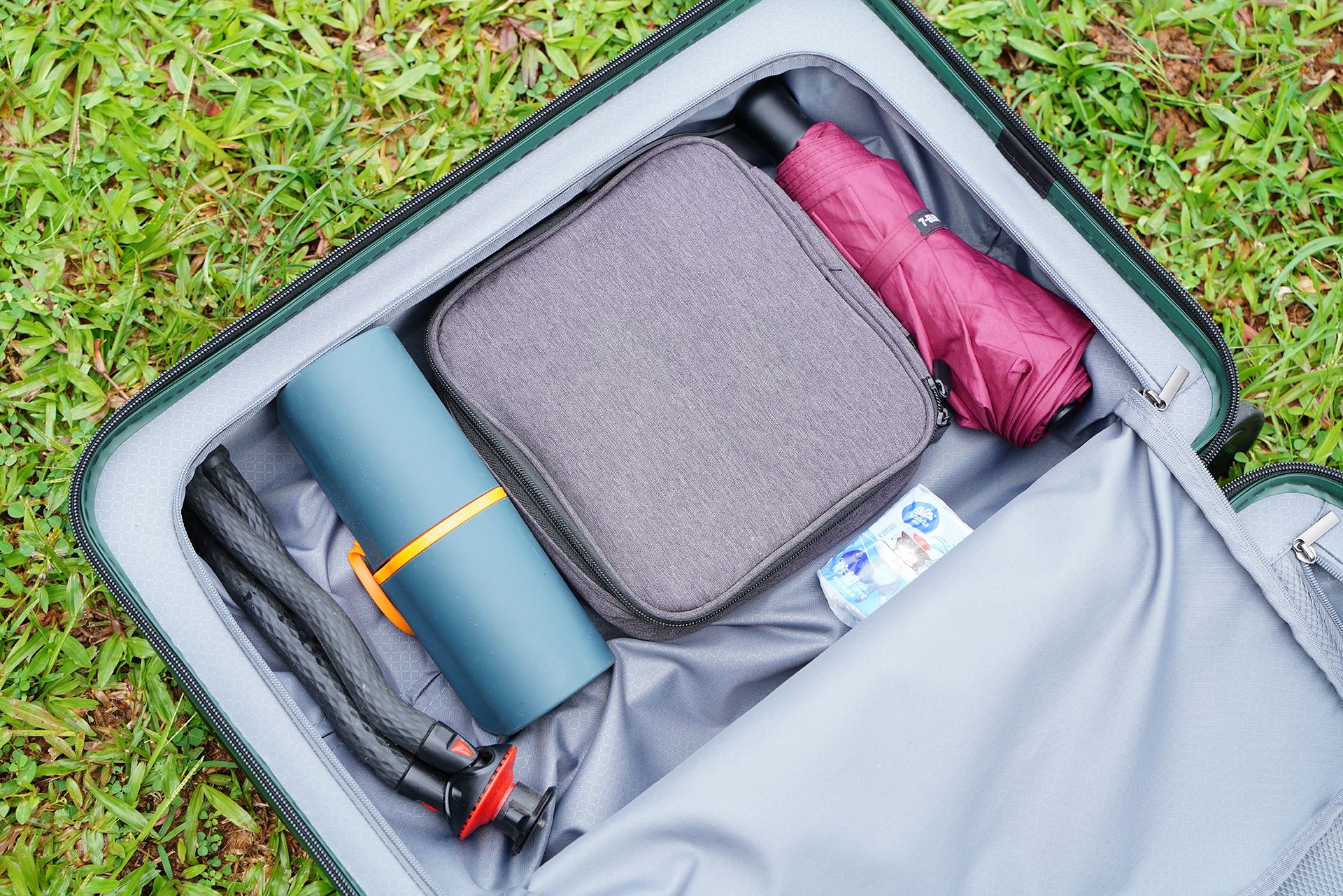 小米旅行箱与米家旅行箱,米家旅行箱和小米旅行箱