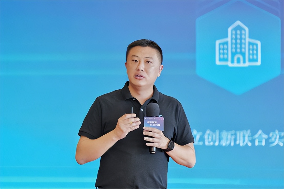 定义下一代足球智能足球内胆产研一体化项目启动