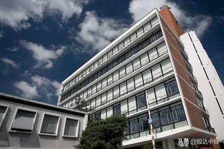 跟着巴菲特买股票会怎么样,跟着聪明的资金走