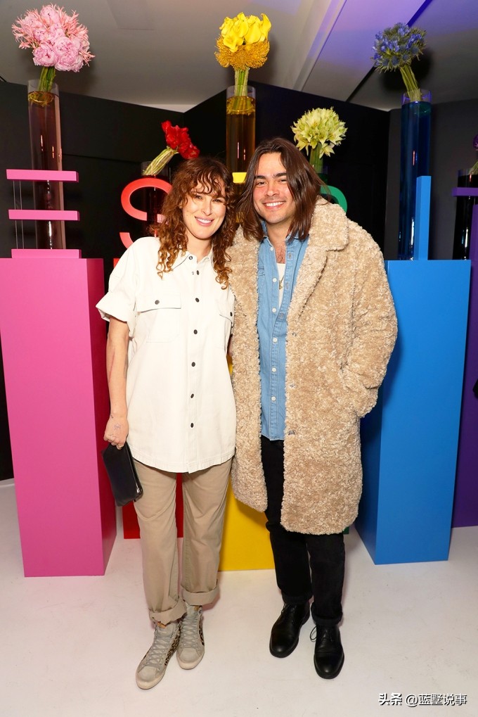 布鲁斯威利斯年轻图,布鲁斯威利斯最帅的照片