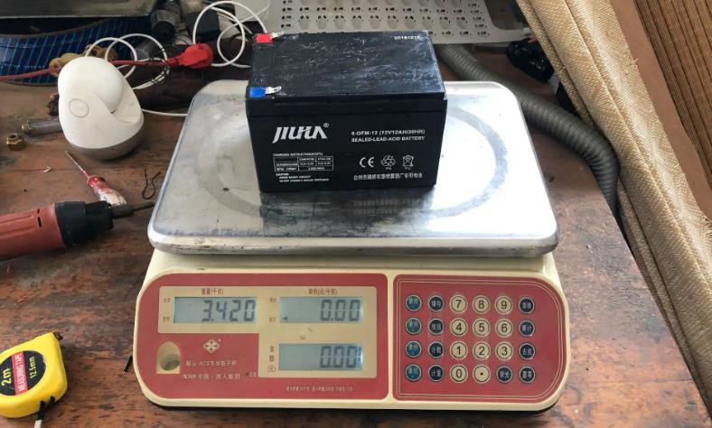 电动车电池能用多久铅酸,电动车天能电池好还是超威电池好