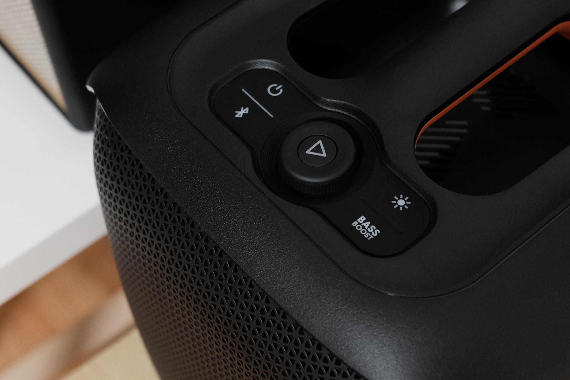 jbl音乐战将户外唱歌效果,新款jbl音乐战将