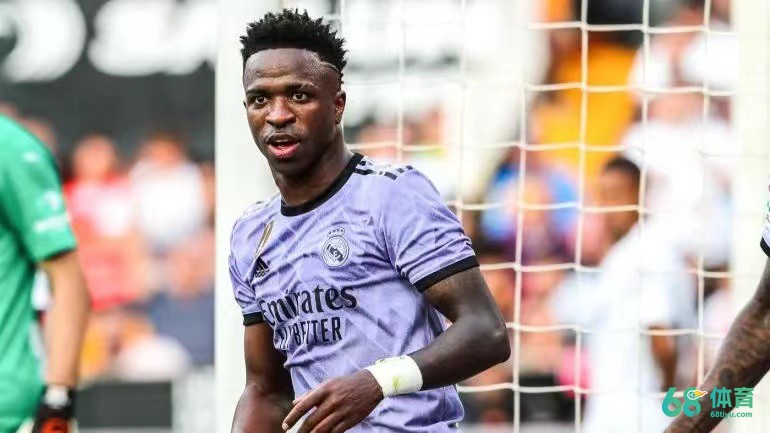 维尼修斯在皇马的未来；图赫尔陷入困境；布莱顿球星可能移动等等