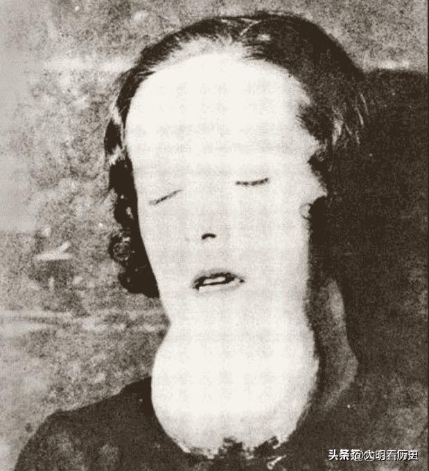 日军日记：*安妇慰**不服从管教，我很愤怒，用*刀刺**插入她的*体下**