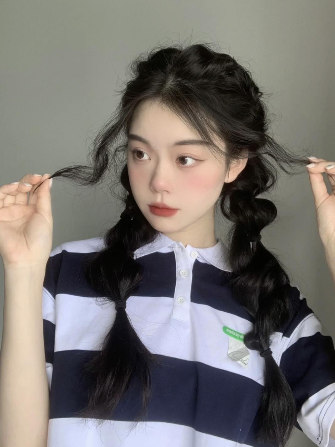 波浪卷发简单编发,人鱼微卷编发造型