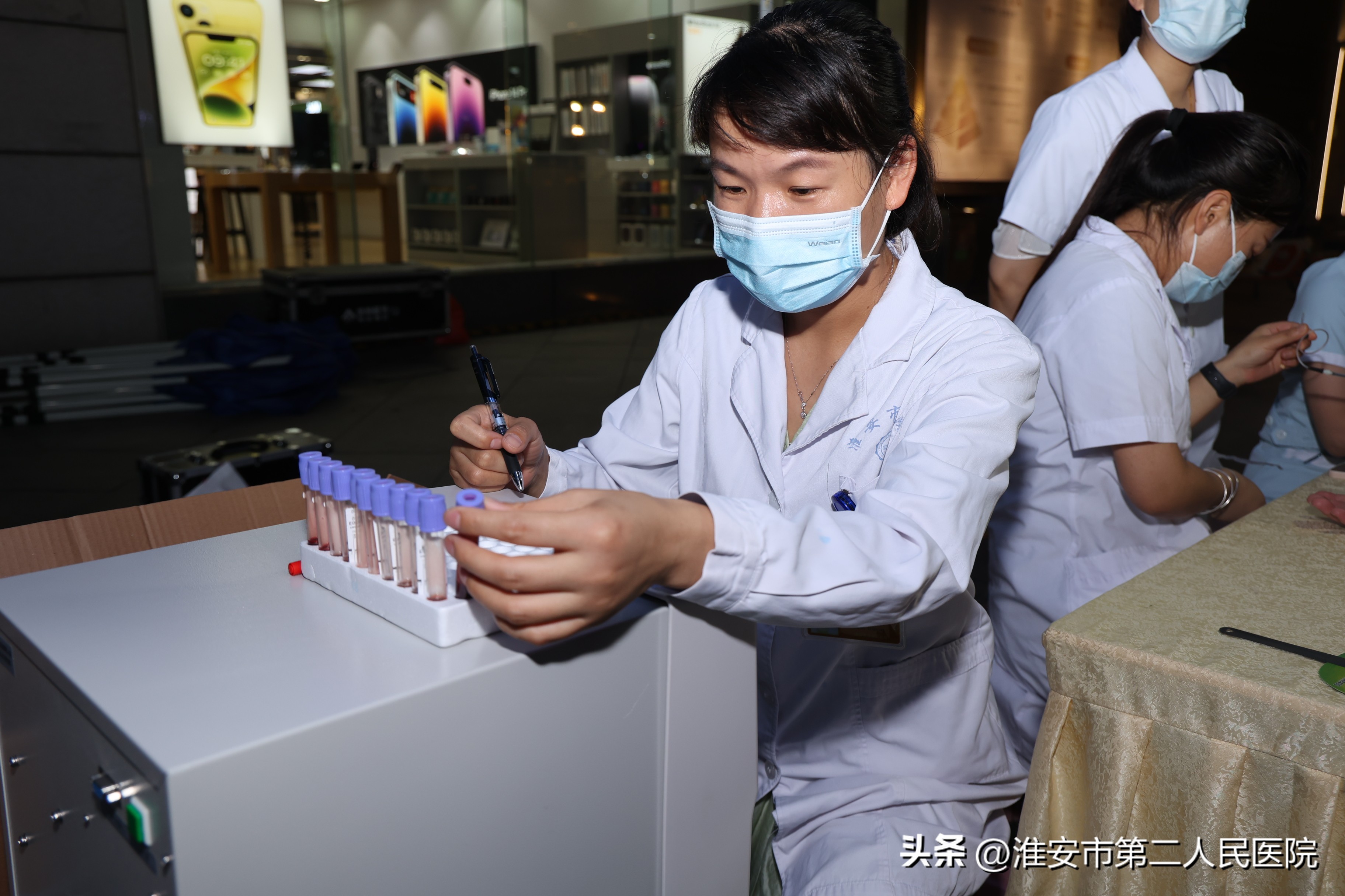 专家组团带来“中国式浪漫”，淮安市二院健康夜市再度来袭