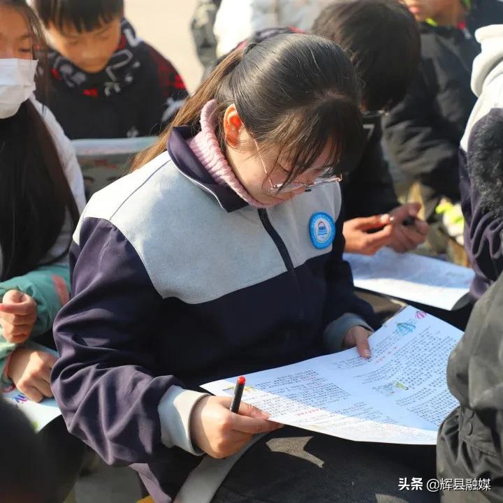 河南辉县丨法治护航成长路——市检察院走进南村镇中心校开展“送法进校园”活动