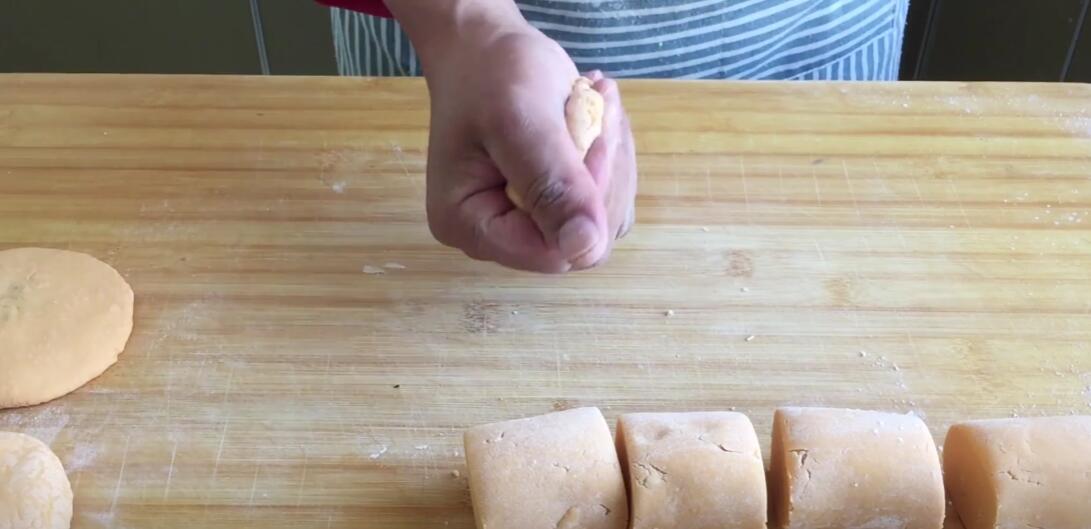 冬天手脚冰凉一定要多吃这个汤,手脚冰冷多吃这几道菜