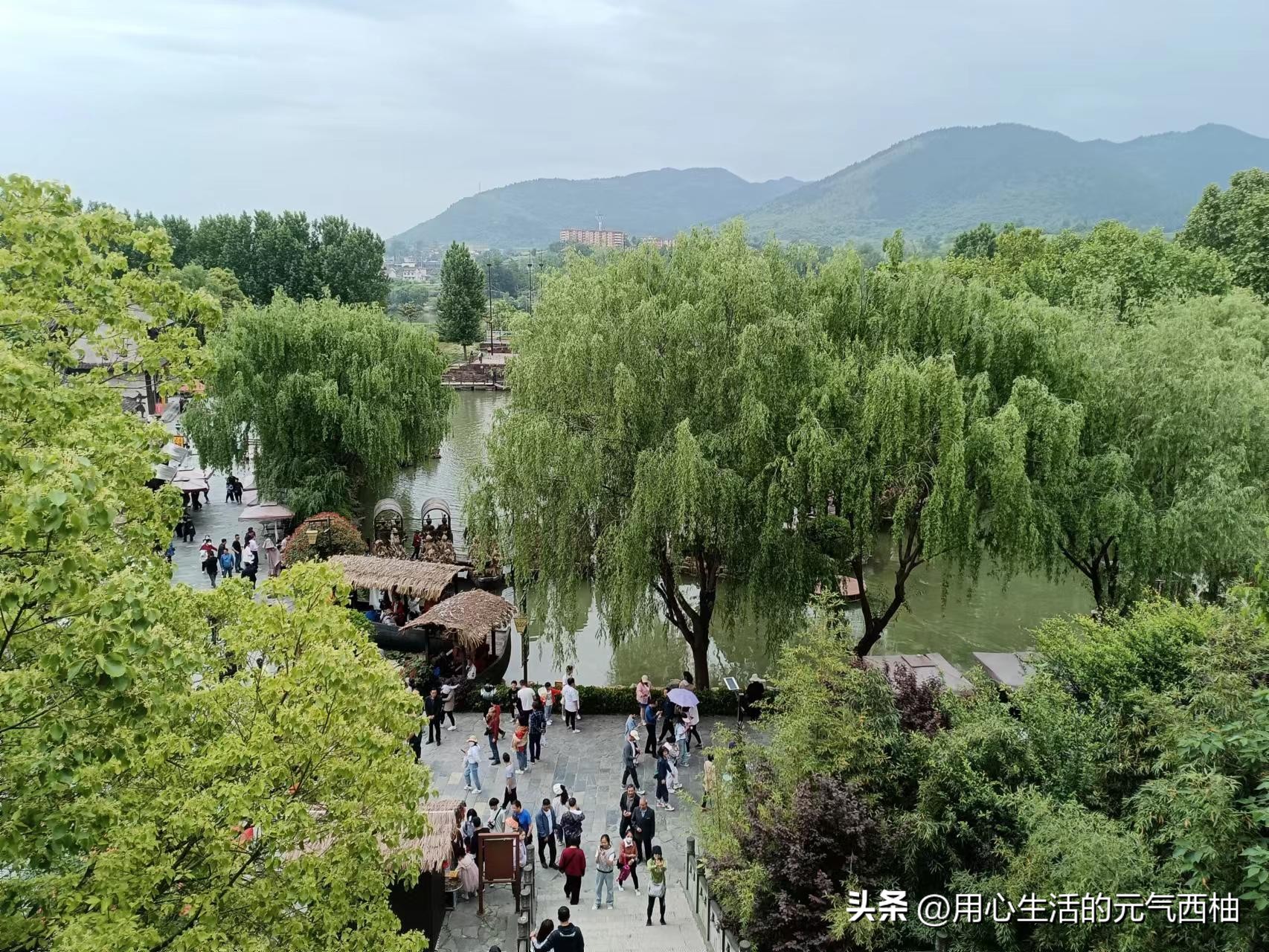 甯︿綘鐜╄浆姹変腑缇庢櫙,甯︿綘鐜╄浆椁愰ギ