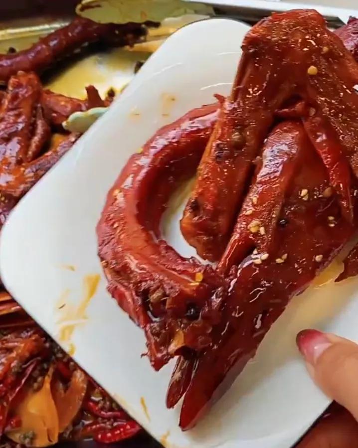 姝︽眽涔呬箙楦剸鍒朵綔瑙嗛,姝︽眽涔呬箙楦剸鍒朵綔鏂规硶