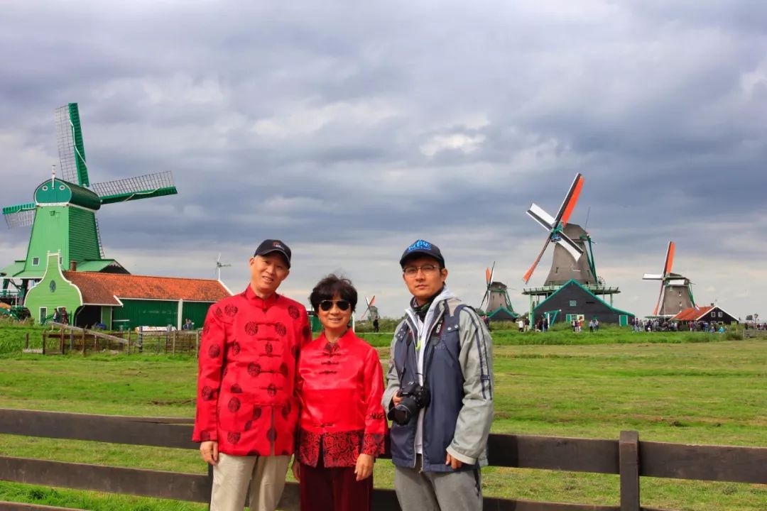 开车去欧洲第23集:在阿姆斯特丹*灯区红**,2名荷兰壮汉挑衅被我怼