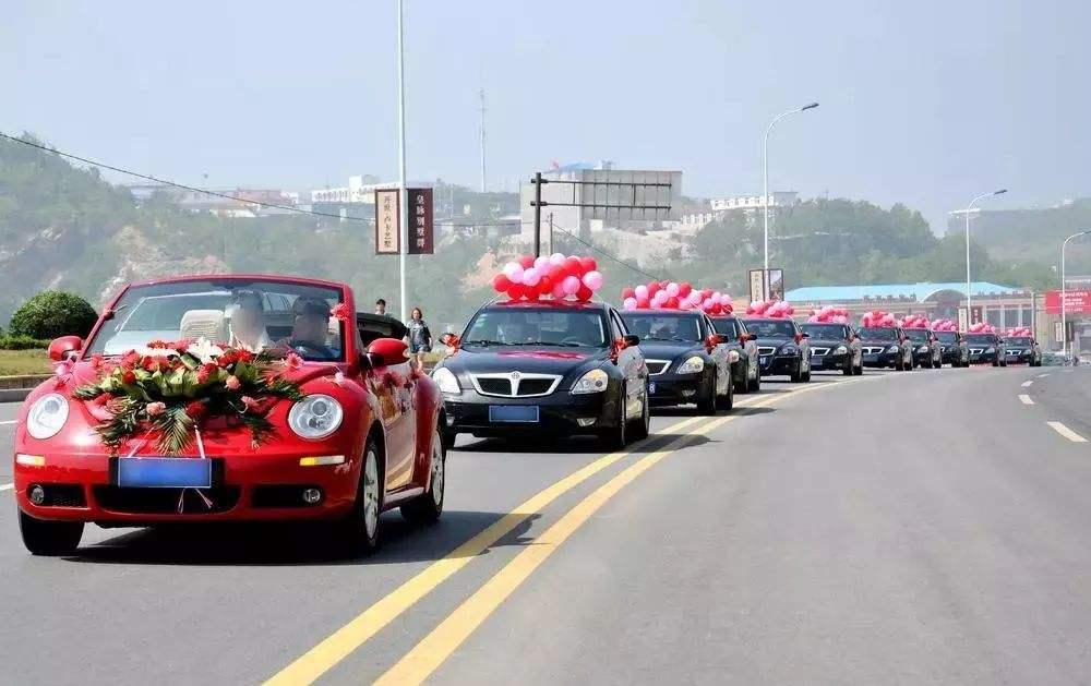 备婚攻略婚礼就一次头纱需谨慎,备婚攻略婚礼中必备的仪态细节