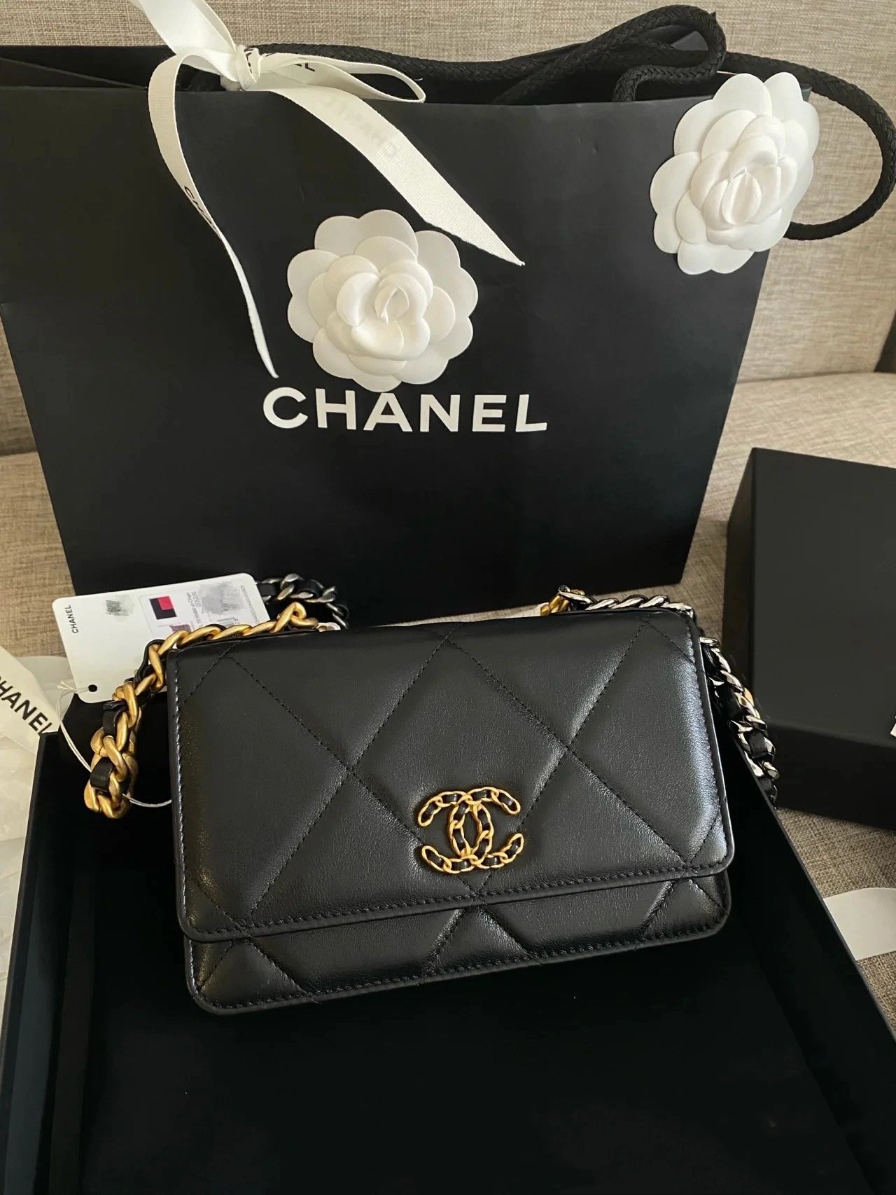 人生中第一个大牌包推荐,人生的第一个大牌包怎么选