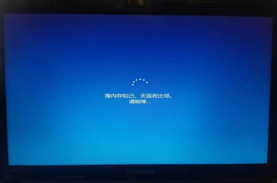 戴尔win10u盘重装系统步骤图解,大白菜u盘重装win10系统步骤图解