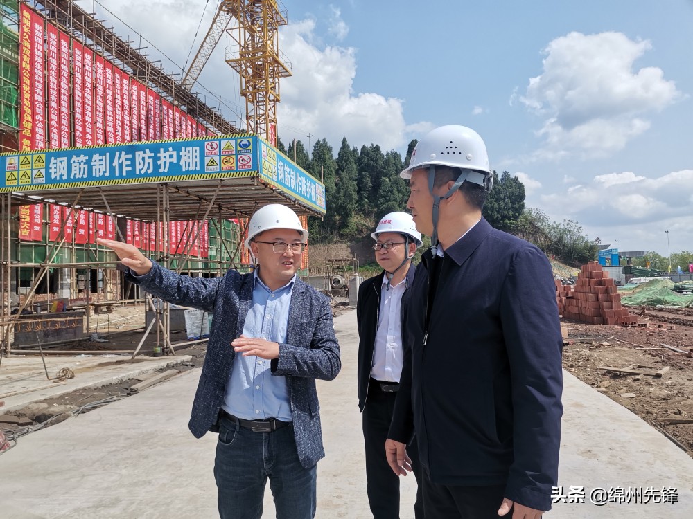 奋楫笃行促成长,奋楫笃行续新篇