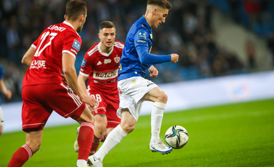 波兰联赛水平不高？四支欧战资格赛参赛队，居然只有一支晋级正赛