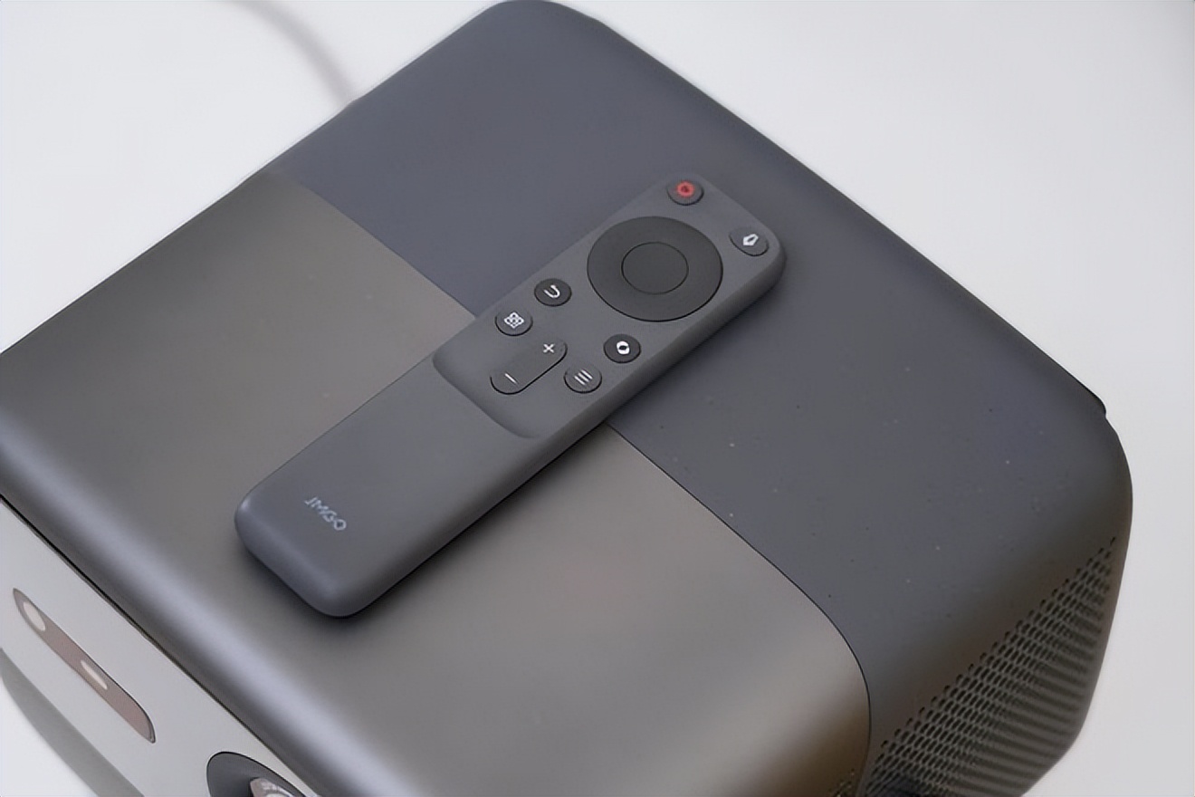 坚果n1pro测评能投影多少寸,坚果n1ultravs极米rspro3