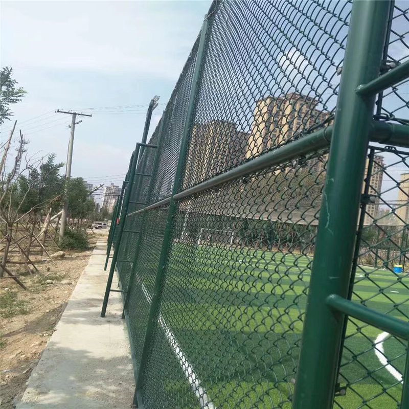 体育场围网叫什么名,体育场专用围网厂家价格