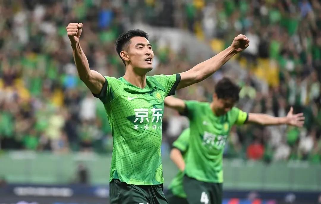 中超最新战报山东泰山,中超最新排名泰山绝杀国安领跑