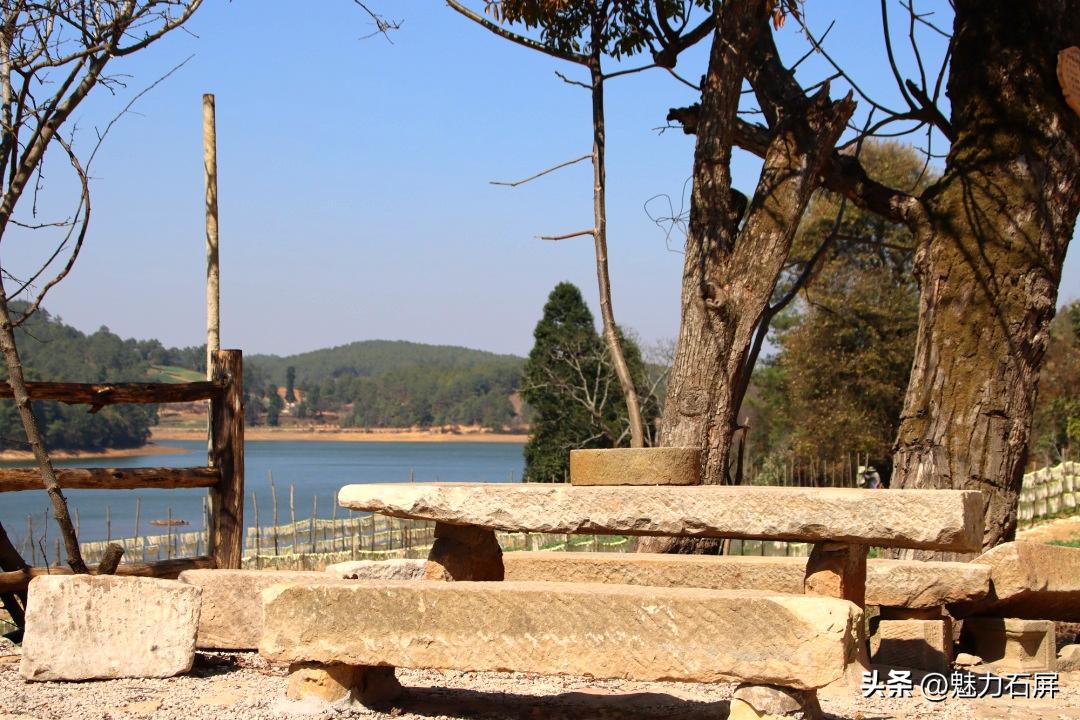 石屏哨冲拖黑村,哨冲镇拖龙黑村图片