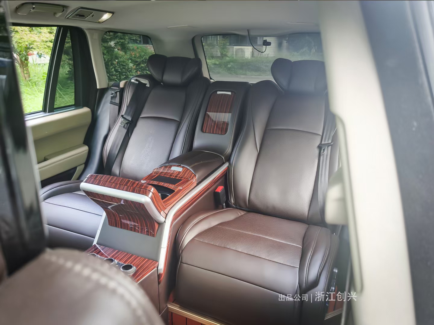 路虎揽胜运动版后排座椅改装,路虎揽胜后排座椅改装床