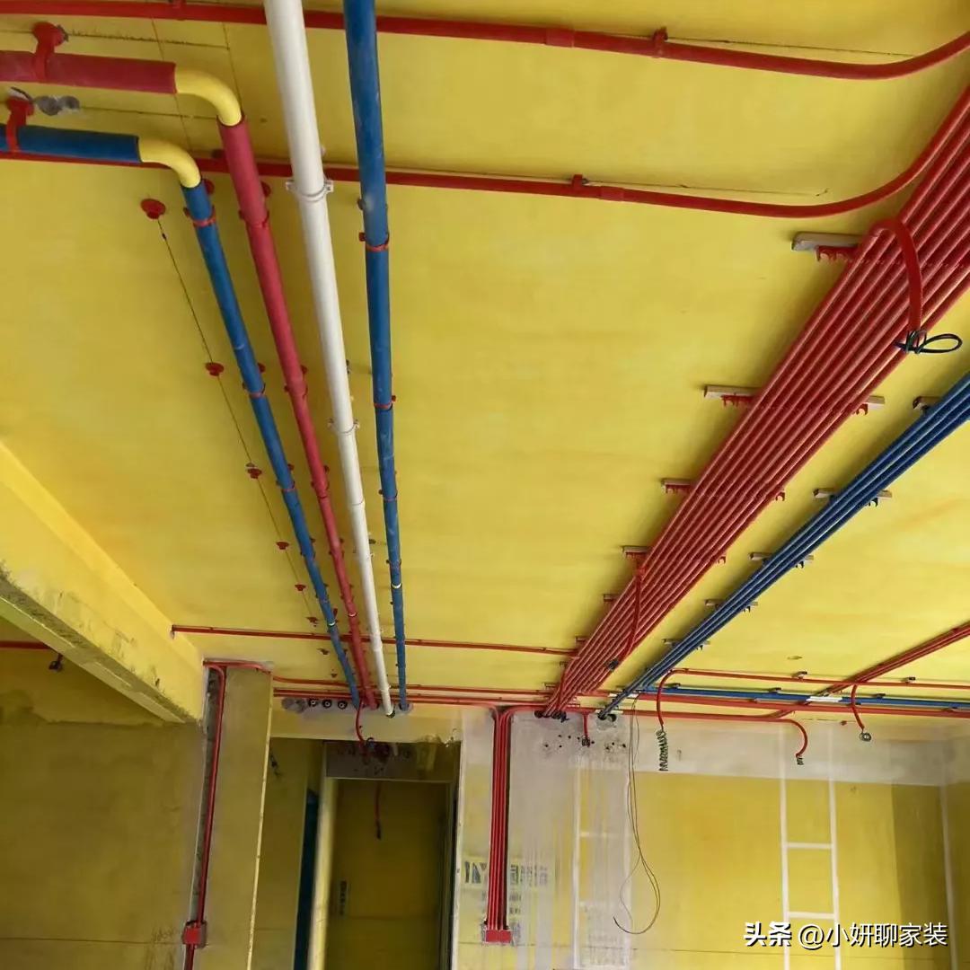 水电装修质量验收标准,装修水电走天花板还是走地上好
