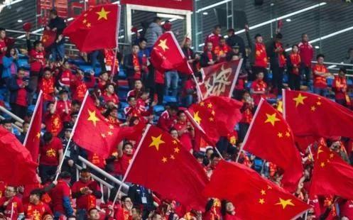 我为足球狂教学过程,我为足球而痴狂作文