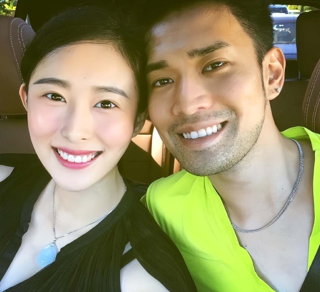 车模翟凌最美风采大集合,翟凌曾是第一车模